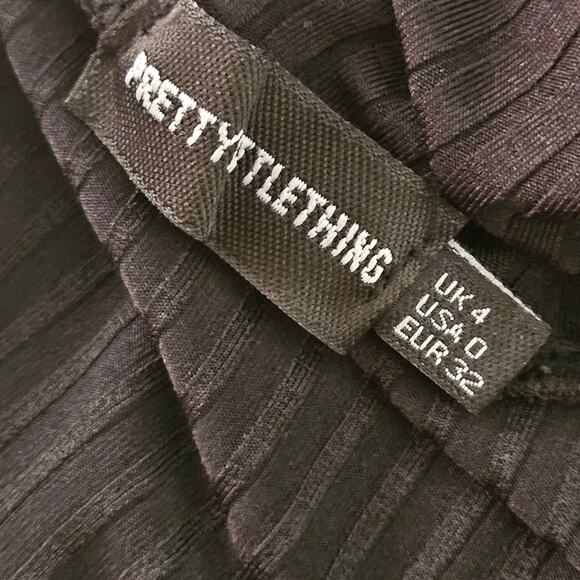 Black Ribbed Collard Crop Top Size Small - Picture 3 of 3